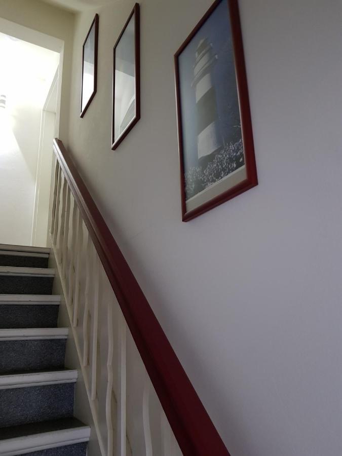 Haus Am Teich - Teichblick Apartment Fehmarn Exterior photo